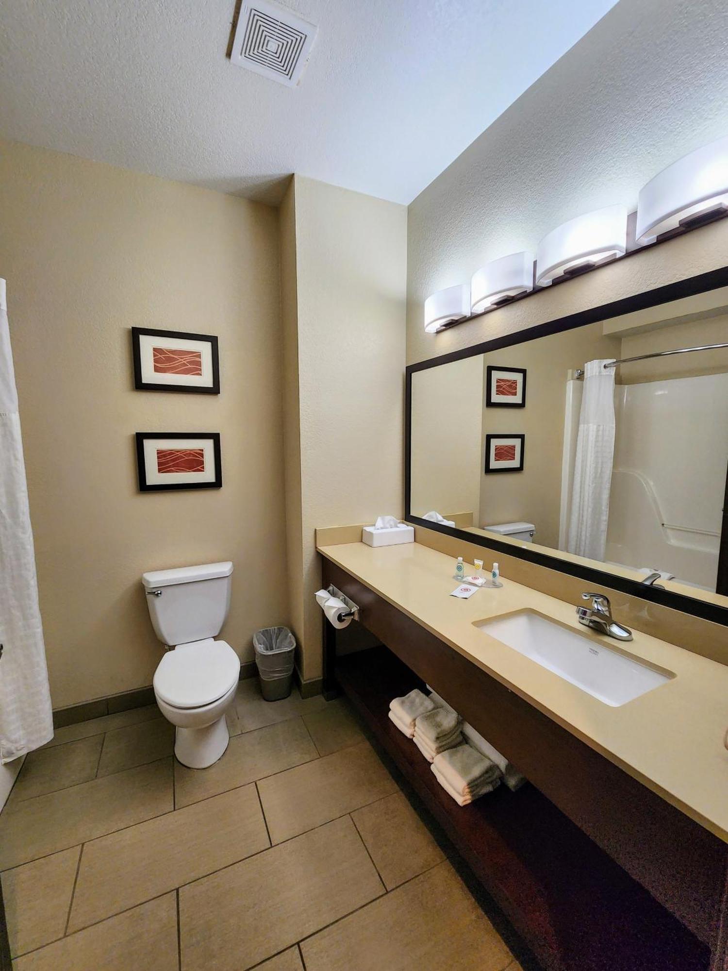 Comfort Inn Болівар Екстер'єр фото