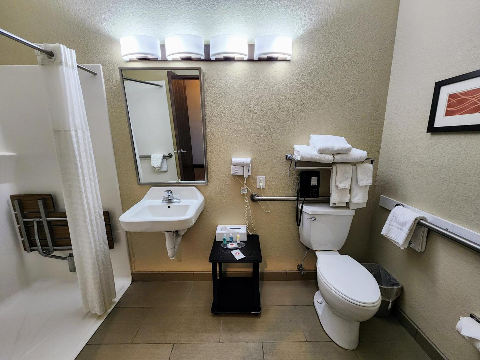 Comfort Inn Болівар Екстер'єр фото